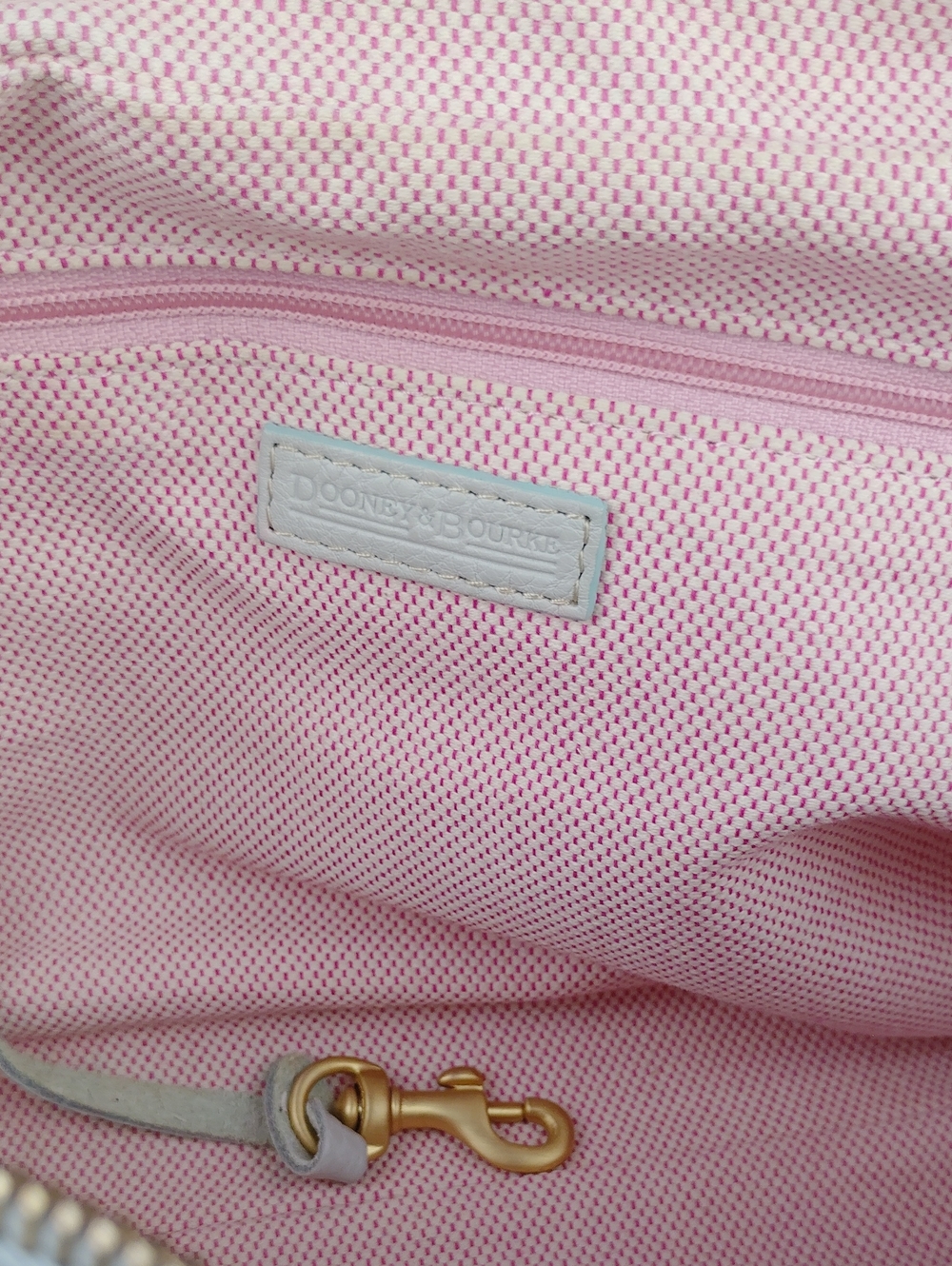 Dooney & Bourke Women's Tote Handbag. - Picture 14 of 16